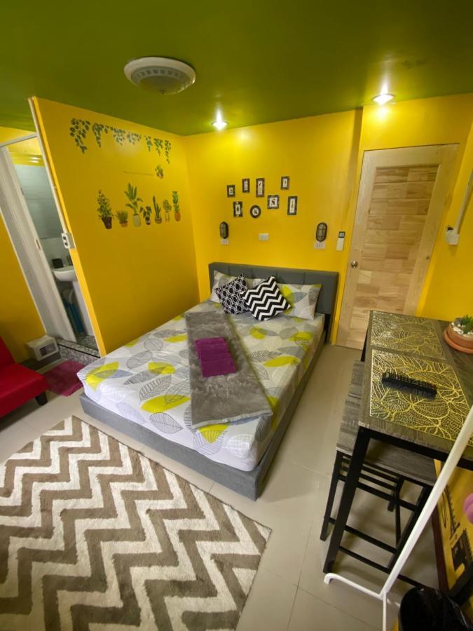 Interpartie Hotel (Adults Only) Bangkok Kültér fotó