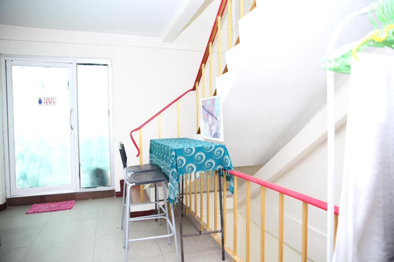 Interpartie Hotel (Adults Only) Bangkok Kültér fotó